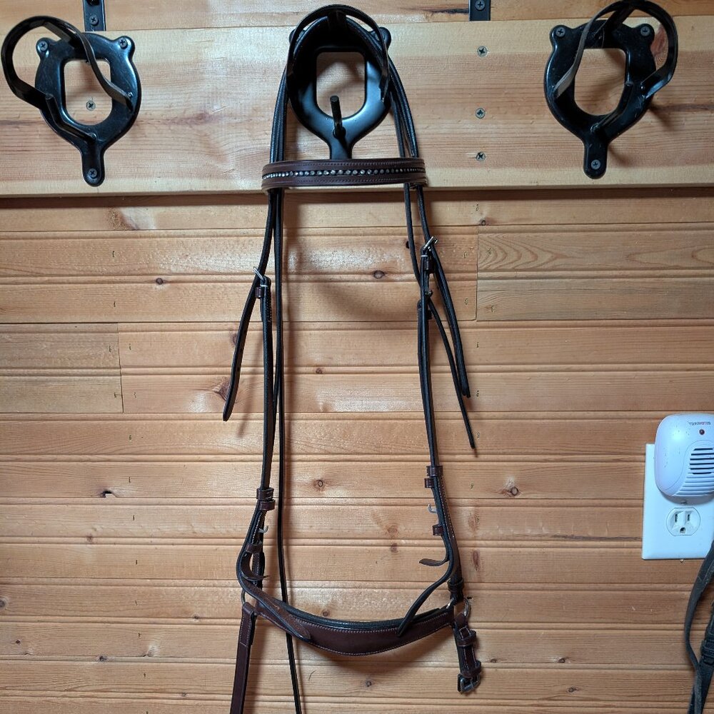 Red Barn NWOT Full Size Brown Jumping or Dressage Bridle with Dropped Noseband